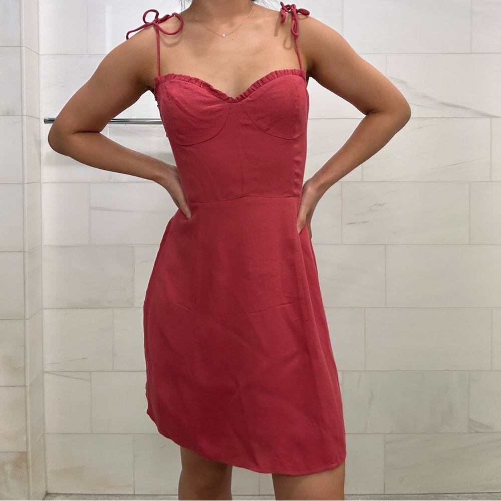 Aritzia Wilfred Fable dress
